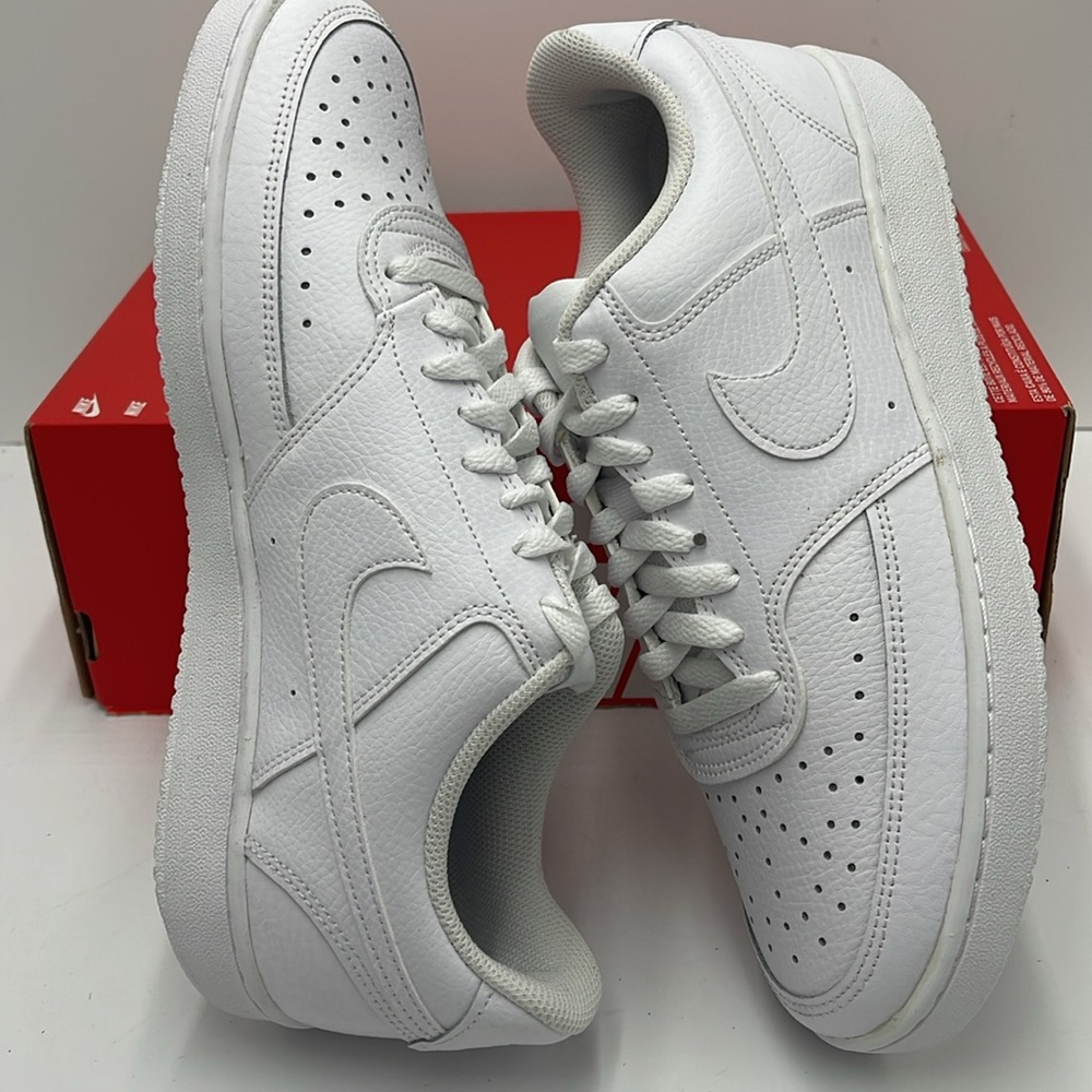 Nike Court Vision Low
Women's Shoes
White/White/White
Style CD5434-100 - Picture 13 of 16